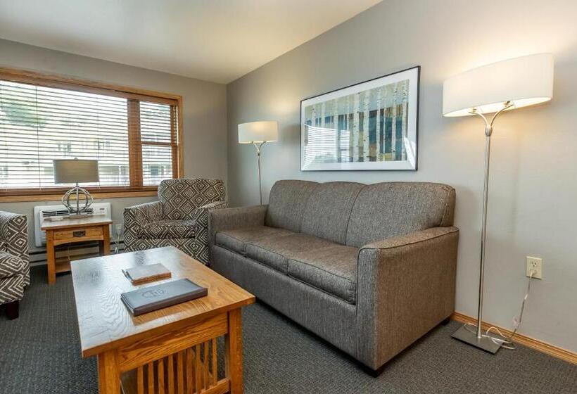 Люкс Premium 2 Спальни, Westwood Shores Waterfront Resort
