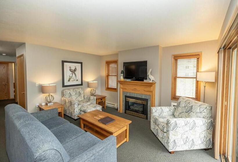 Люкс 2 Спальни, Westwood Shores Waterfront Resort