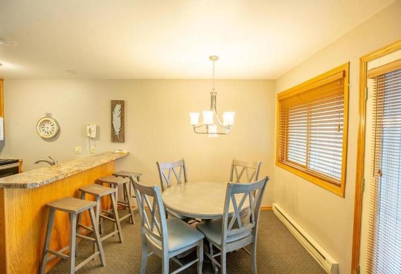 Люкс 2 Спальни, Westwood Shores Waterfront Resort