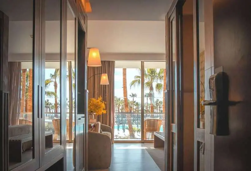 プールの見えるスーペリアルーム, Wine & Books by the Sea, Algarve Resort