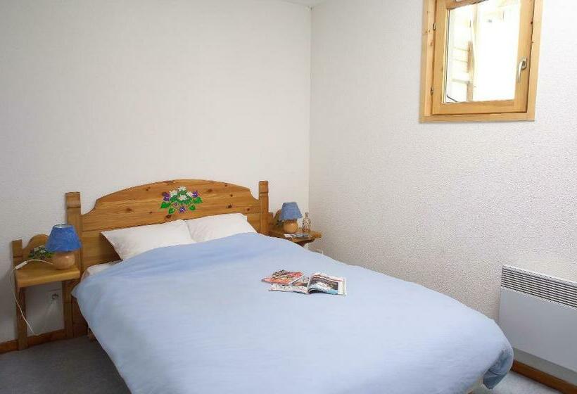 דירת שלושה חדרים, Olydea Fontaine Du Roi