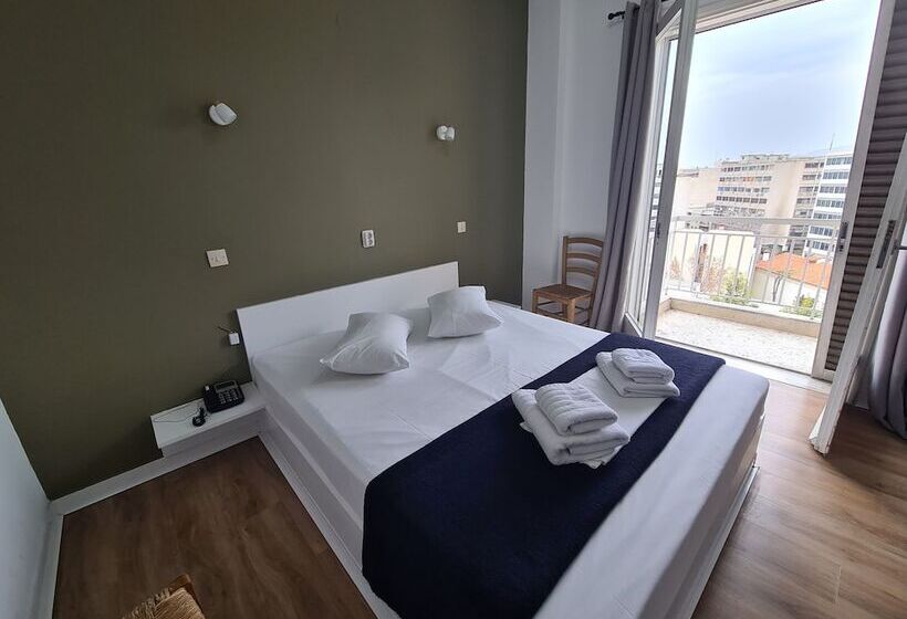 스탠다드 룸 공동 욕실, Sparta Team