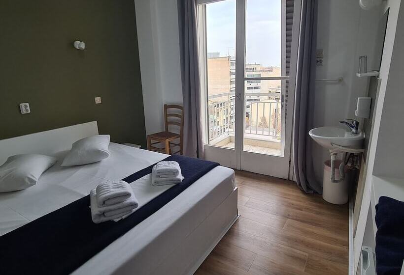 스탠다드 룸 공동 욕실, Sparta Team