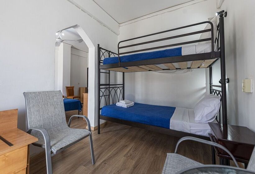 패밀리 룸, Sparta Team