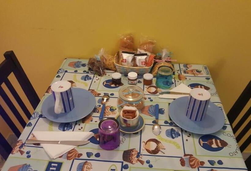 اتاق استاندارد سه نفره, Domina Romae B&b