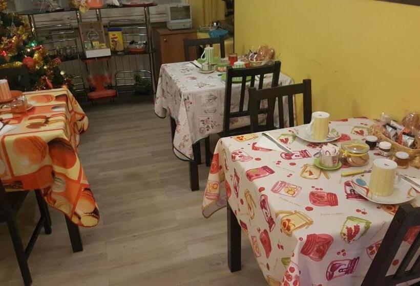 اتاق استاندارد سه نفره, Domina Romae B&b