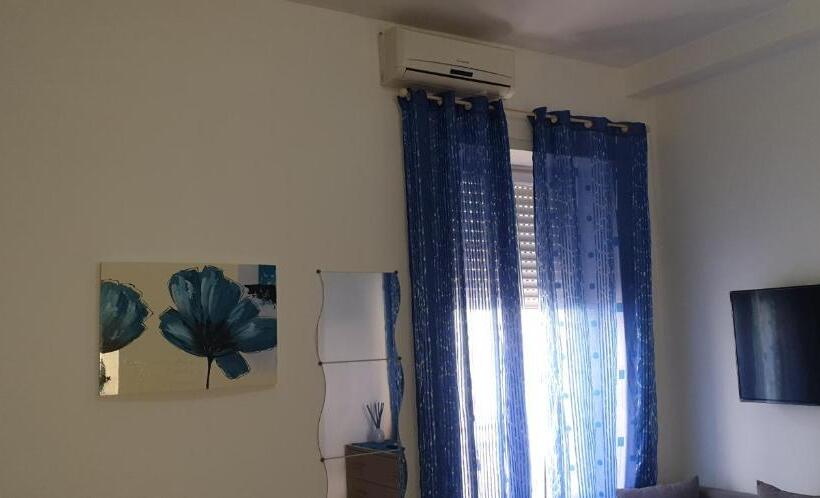 اتاق استاندارد سه نفره, Domina Romae B&b