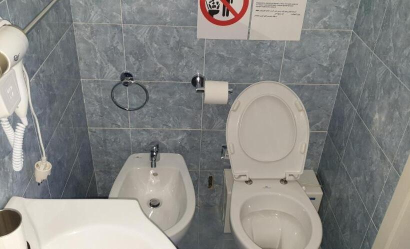 اتاق استاندارد سه نفره, Domina Romae B&b