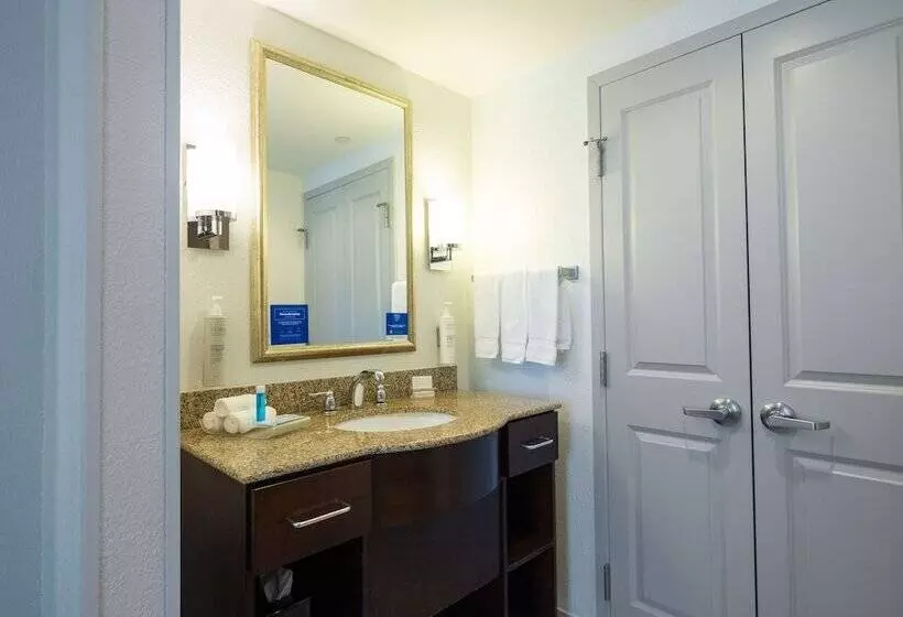 スイート, Homewood Suites By Hilton Joplin