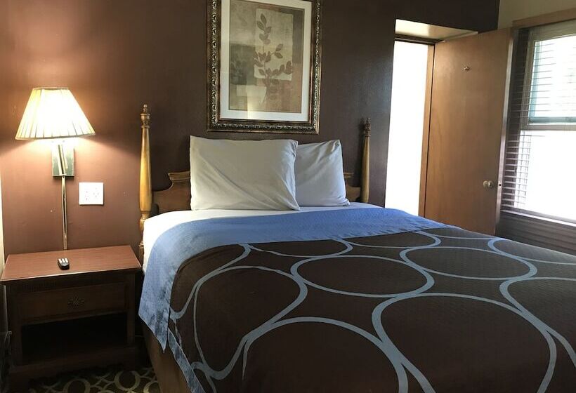 غرفة قياسية, Budget Inn Marinette