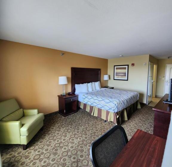 带大床的标准间, Highland Suites Extended Stay