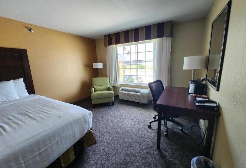 适合残疾人士使用的带超级大床的标准间, Highland Suites Extended Stay