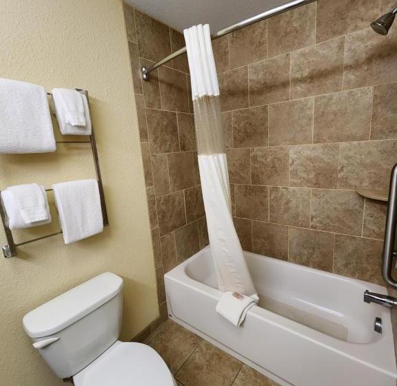 套房, Highland Suites Extended Stay