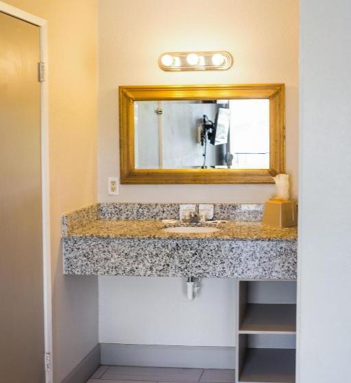 Люкс Кровать Кинг, Merit Inn And Suites