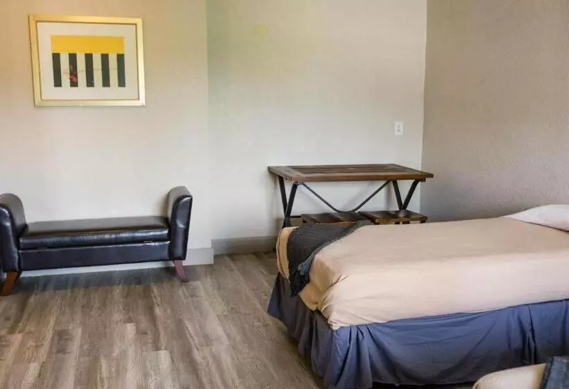 キングサイズベッドのデラックススイート, Merit Inn And Suites