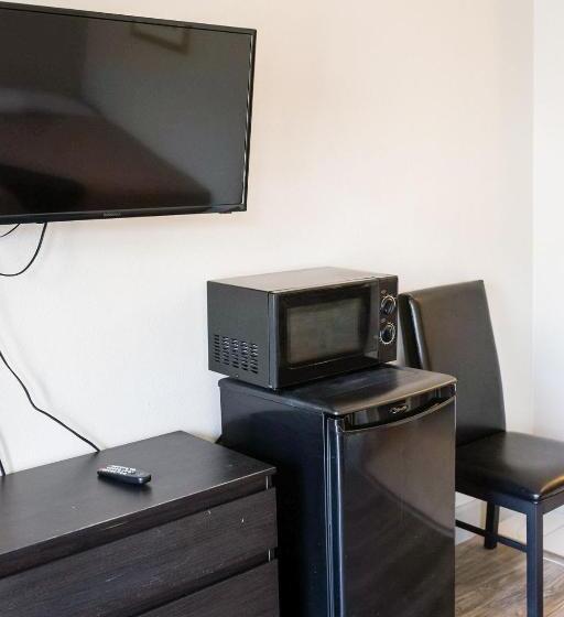 Номер Economy, Merit Inn And Suites