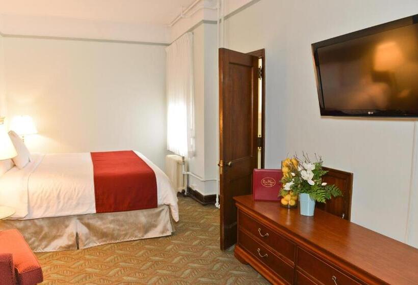 חדר סטנדרט עם מיטת קינג, Penn Wells