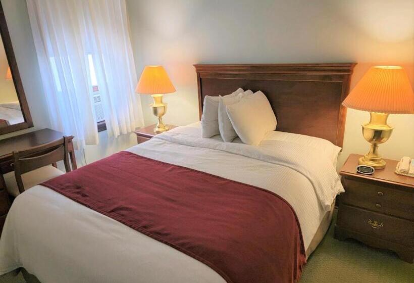 דירת שני חדרים, Penn Wells