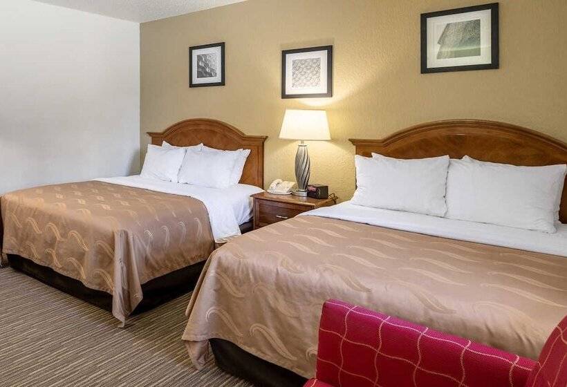 Номер Стандарт 2 Двуспальные Кровати, Quality Inn Keystone Near Mount Rushmore