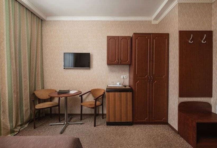 スーペリアールーム, Slavyanka