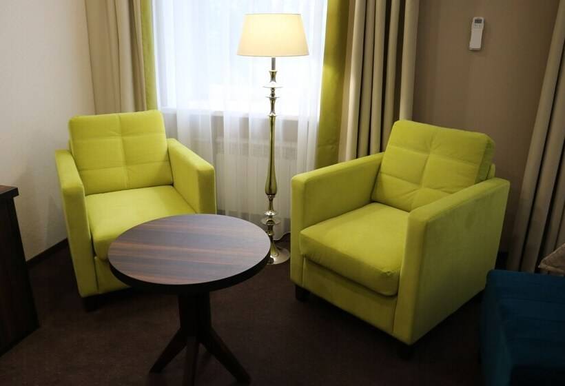 コンフォートルーム, Slavyanka