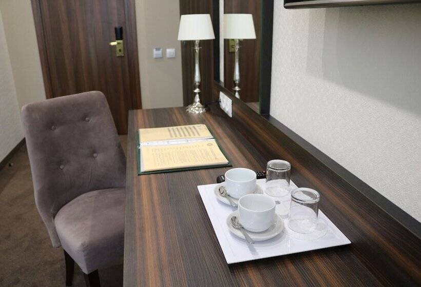 コンフォートルーム, Slavyanka