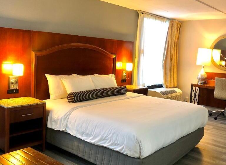 스위트, The Grand Hotel Spindletop