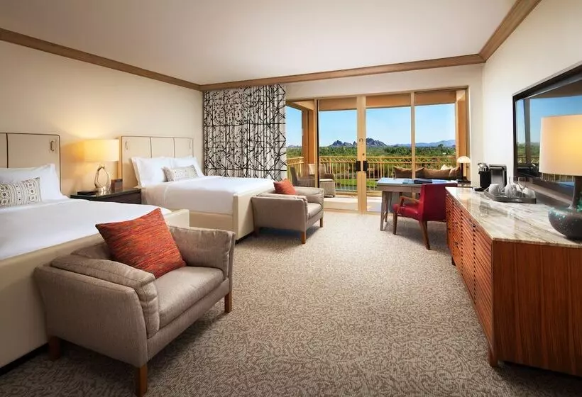 ２ダブルベッドのスタンダードルーム, The Canyon Suites At The Phoenician, A Luxury Collection Resort, Scottsdale