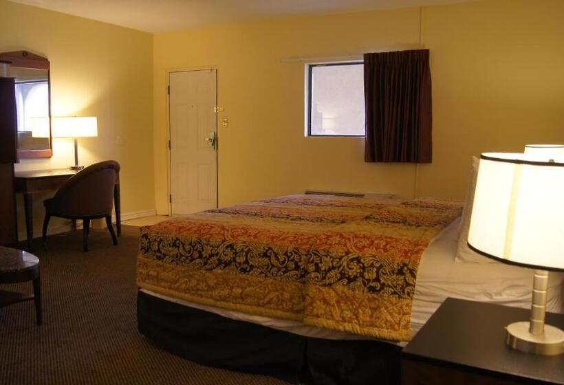 غرفة قياسية سرير كينج, Travelodge By Wyndham Clovis