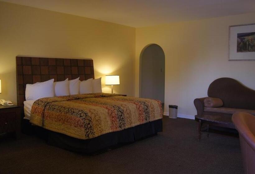 Quarto Estandar Cama King, Travelodge By Wyndham Clovis