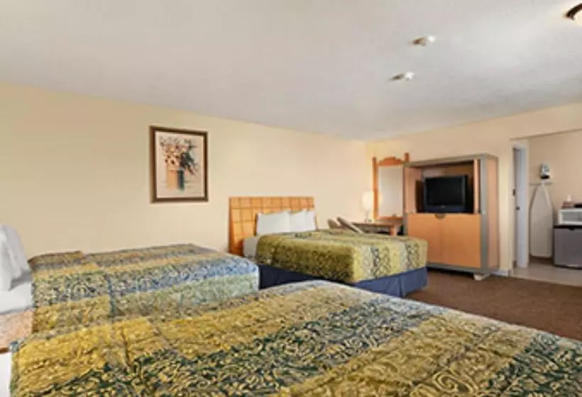 スタンダードルーム, Travelodge By Wyndham Clovis
