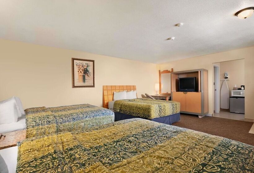 Номер Стандарт, Travelodge By Wyndham Clovis