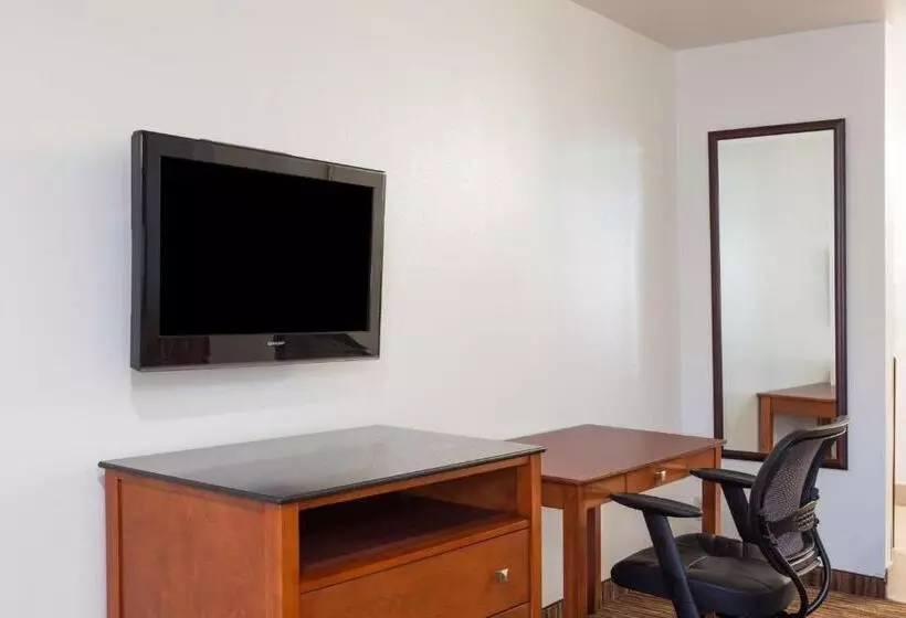 Standard-huone King-vuode, Travelodge By Wyndham Hemet Ca