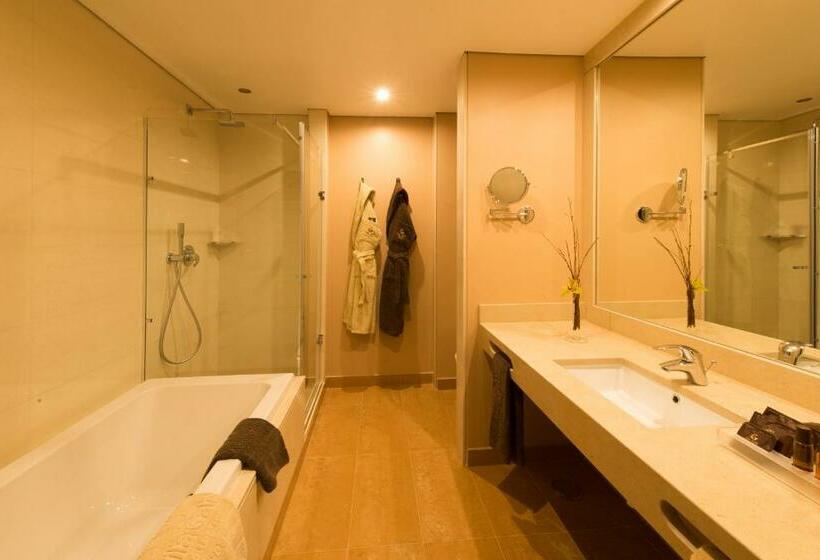 Номер Стандарт Вид на Бассейн, Vila Gale Collection Palacio Dos Arcos