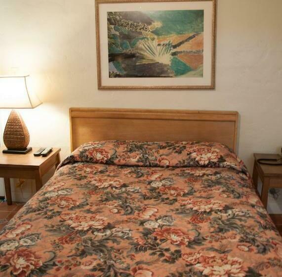 غرفة ديلوكس, Mission Bell Motel