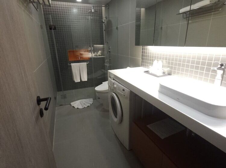 Escritório Premium, Oakwood Residence Sukhumvit Thonglor Bangkok