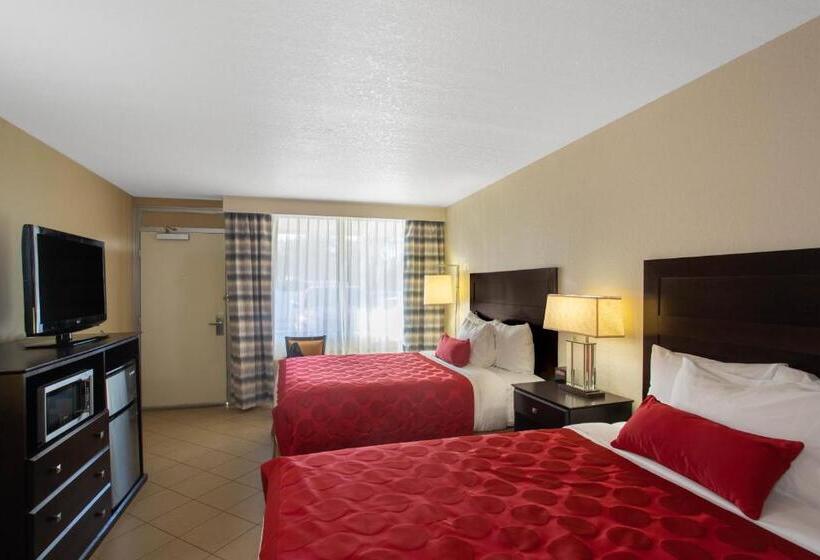 Номер Стандарт, Ramada By Wyndham Venice Hotel Venezia