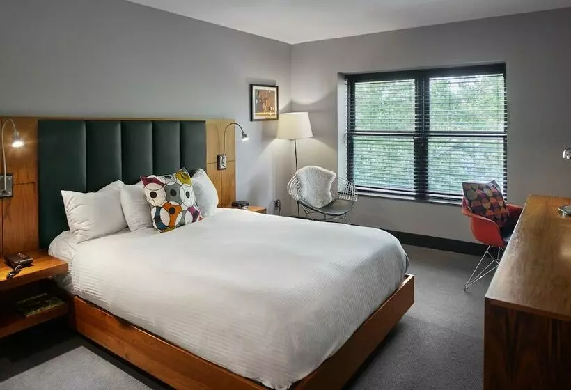 デラックスルーム, St Paul Hotel Wooster