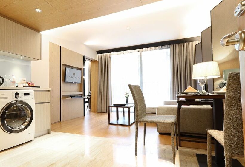 Люкс Повышенной Комфортности, Arcadia Suites Bangkok