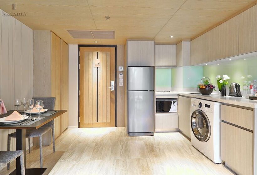 Люкс Повышенной Комфортности, Arcadia Suites Bangkok