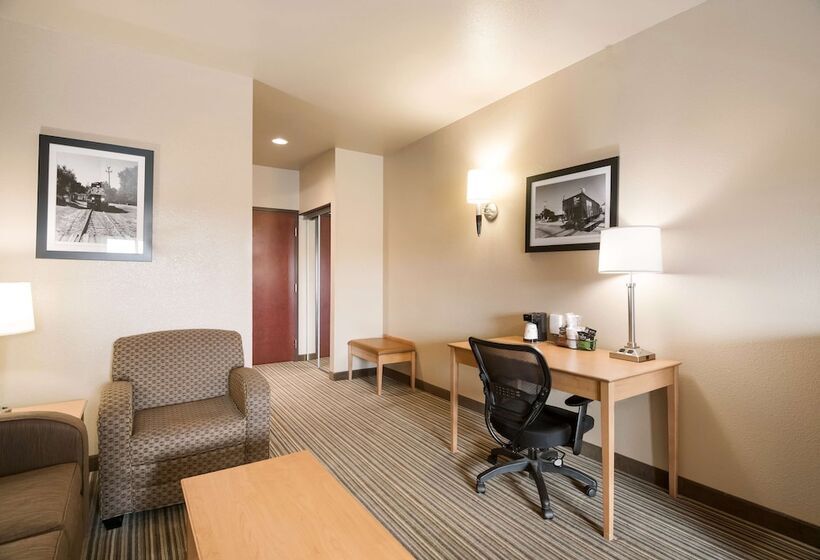 Люкс, Best Western Shelby Inn & Suites