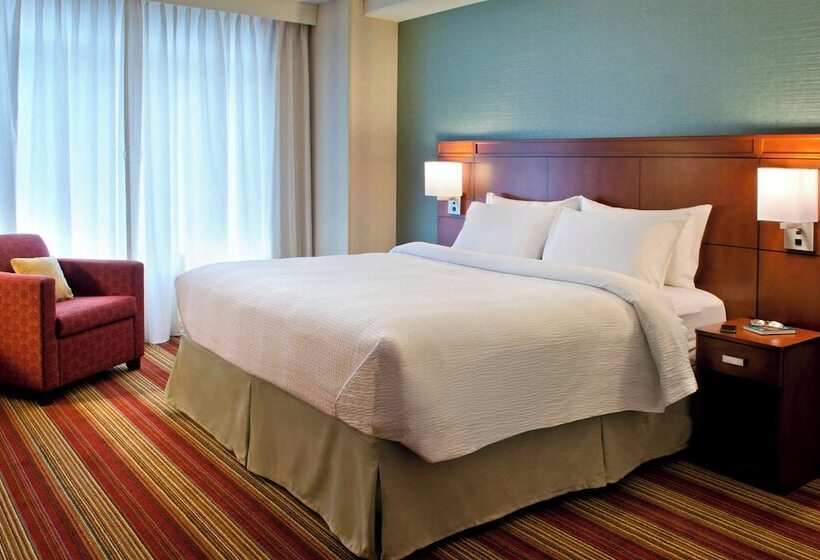 스탠다드 룸 더블 침대, Courtyard By Marriott Washington, D.c./foggy Bottom