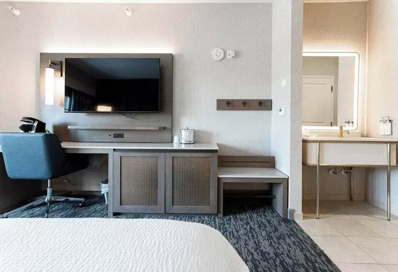 ダブルベッドスタンダードルーム, Holiday Inn Resort Deadwood Mountain Grand, An Ihg