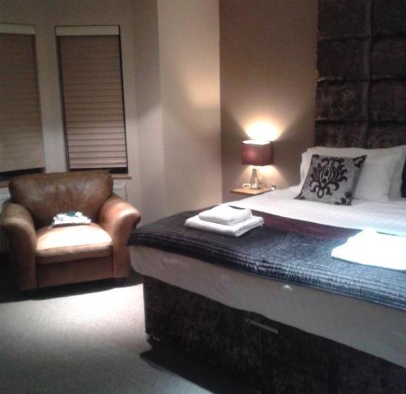 Четырехместный Номер Deluxe, Homestay Hotel Heathrow