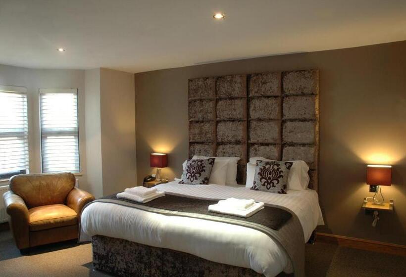 חדר דלוקס לארבעה, Homestay Hotel Heathrow