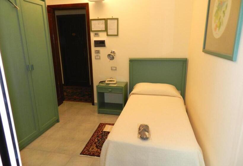 غرفة قياسية فردية, Il Mulino