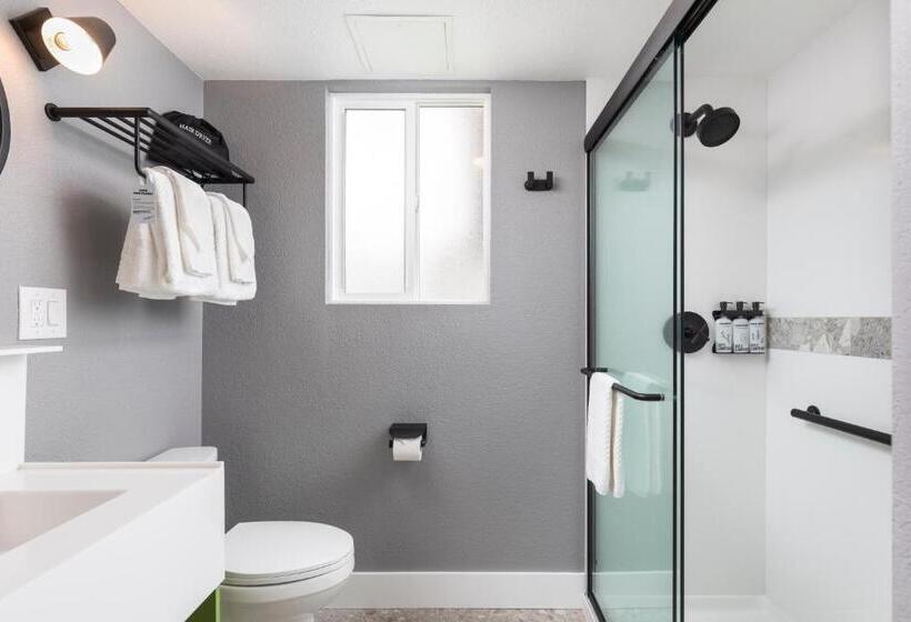 标准间, Lumberjack