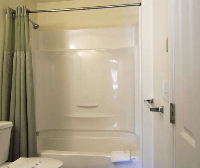 ‫فيلا غرفة نوم واحدة, Sunrise Inn