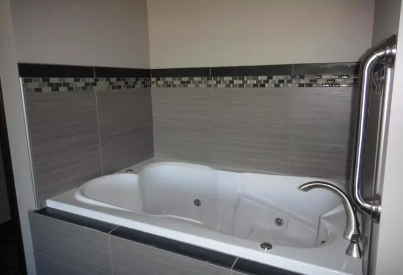 اتاق لوکس با چشمانداز, Sunrise Inn