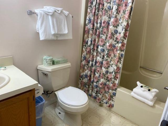 سوئیت دلوکس 2 خوابه, Taber Inn